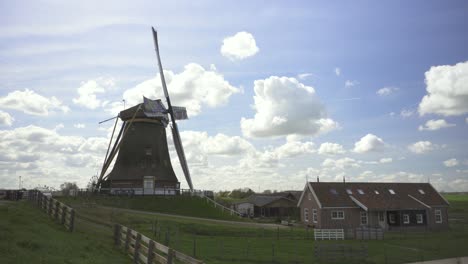 Vrouwgeestmolen-Windmühle