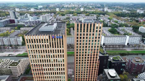 Aerial-view-of-Amsterdam-Zuid-Business-banking-district-buildings,-forward,-day