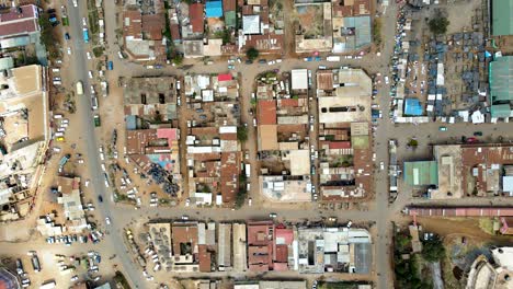 Vista-De-Drones-De-La-Pequeña-Ciudad-Pobre-De-Kenia