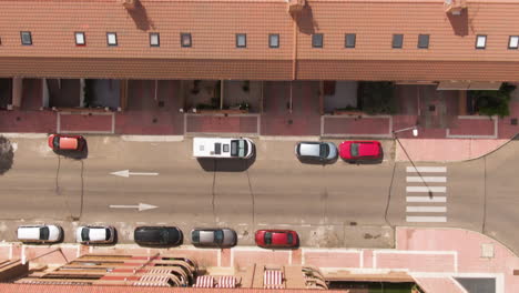 Mehrfamilienhäuser-Und-Straßen-Von-Madrid,-Luftbild-Von-Oben-Nach-Unten