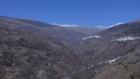 Capileira-Es-Un-Pueblo-De-La-Provincia-De-La-Alpujarra,-En-La-Provincia-De-Andalucía,-España.