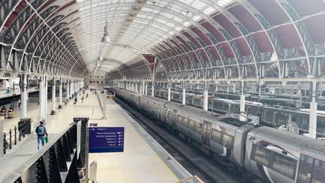 Paddington-Train-Station-in-Central-London.-14.05.22