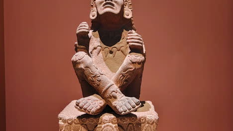 Ansicht-Einer-Aztekischen-Gottheit,-Die-Den-Krieg-In-Tenochtitlan-Repräsentiert