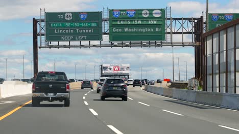 Señales-De-Tráfico-Para-El-Túnel-Lincoln-Y-El-Puente-George-Washington