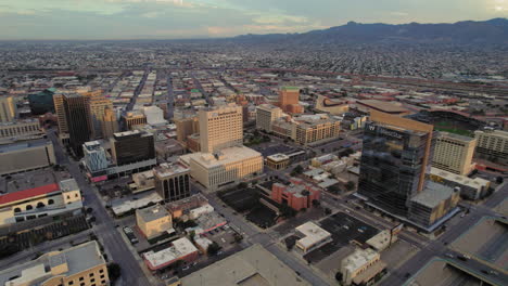 Innenstadt-Von-El-Paso-Während-Des-Sonnenuntergangs