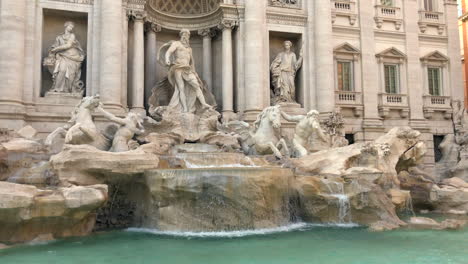 Famous-Trevi-Fountain-or-Fontana-di-Trevi-in-Rome