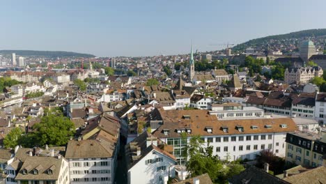 Simple-Establishing-Shot-of-Zurich,-Switzerland-Neighborhood-on-Beautiful-Summer-Day