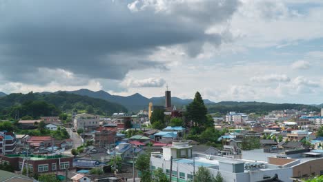 Una-Vista-Del-Paisaje-Con-Cielos-Nublados-Sobre-El-Condado-De-Geumsan,-Corea-Del-Sur