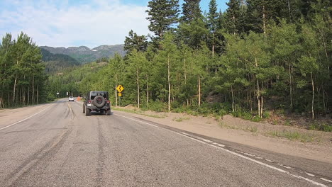 Pov-Mientras-Conduce-A-Través-De-Las-Montañas-De-San-Juan-Cerca-De-Telluride-Colorado
