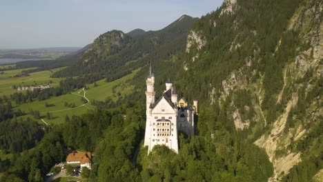 Drone-Orbits-Around-Neuschwanstein-Castle-in-Bayern,-Germany