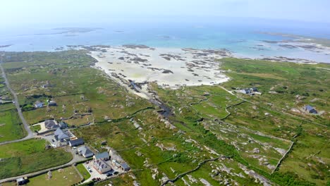 Playa-En-Kilkieran-Bay,-Ardmore,-Connemara,-Condado-De-Galway,-Irlanda,-Julio-De-2021