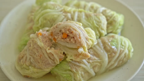 Homemade-Minced-Pork-Wrapped-in-Chinese-Cabbage-or-Steamed-Cabbage-Stuff-Mince-Pork