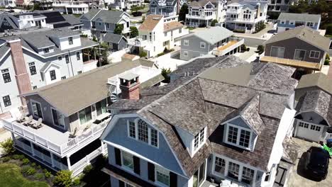 Aerial-View-Of-Beautiful-Vacation-Houses-In-A-Community-In-Avalon,-New-Jersey