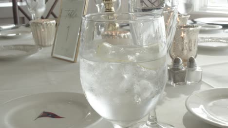 Classy-Water-Glasses-on-the-Table-of-an-Upscale-Wedding-Reception