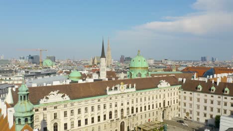 Close-Up-Aerial-View-of-Beautiful-Architecture-in-Vienna,-Austria