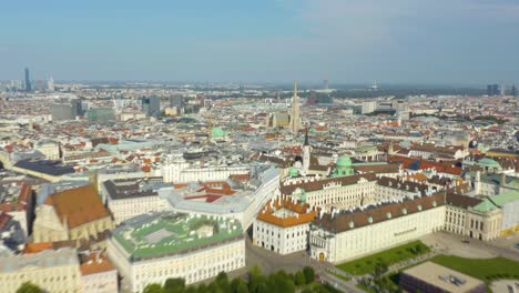 Aerial-Hyperlapse-Away-from-St-Stephen's-Cathedral-in-Downtown-Vienna,-Austria