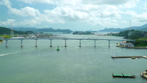 Geoje-Bridge-On-Serene-Seascape-In-Geojedo-Island,-Gyeongsangnam-do,-South-Korea