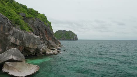 Islas-Escénicas-Del-Archipiélago-Rocoso-Del-Parque-Nacional-De-Ang-Thong-En-El-Golfo-De-Tailandia
