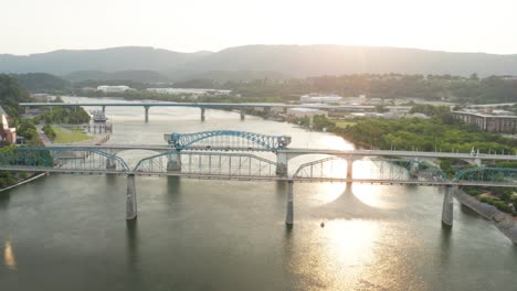 Bridges-over-Tennessee-River-at-sunset,-sunrise