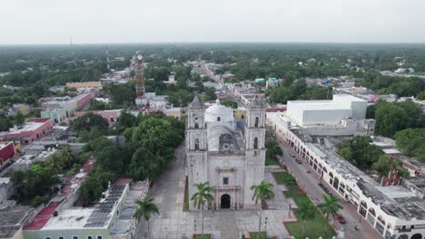Luftaufnahme-Des-Zentrums-Von-Valladolid-Yucatan