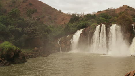 Flying-over-a-waterfall-in-kwanza-sul,-binga,-Angola-on-the-African-continent-4