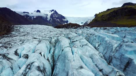 Glaciar-De-Salida-Svinafellsjokull-Y-Popular-Para-Practicar-Senderismo-En-Vatnajokull,-Islandia