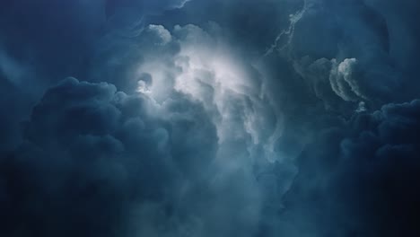 Nubes-Oscuras-Y-Relámpagos-De-Tormenta-Eléctrica