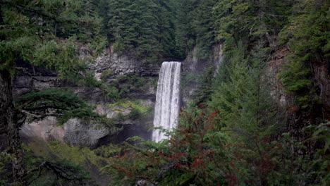 Brandywine-Falls,-Waterfall-At-Provincial-Park-With-Dense-Forest-In-BC,-Columbia