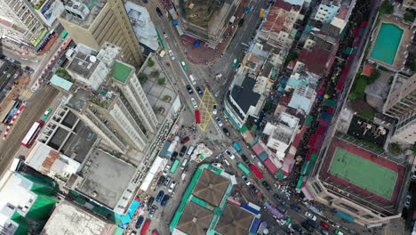 Straßen-Mit-Menschenmassen-Und-Verkehrsstaus-In-Hongkong