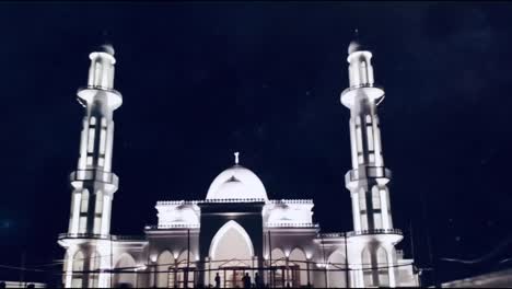 Die-Kleine-Moschee-In-Der-Stadt