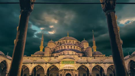 Sunset-time-lapse-at-the-majestic-THE-BLUE-Mosque
