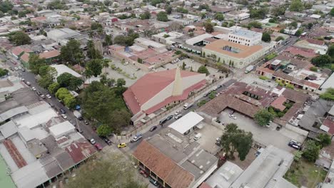 Aerial-View-Of-Parroquia-Inmaculada-Concepcion-In-Santa-Tecla,-El-Salvador---drone-shot