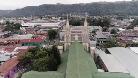 Exterior-Of-Parroquia-Nuestra-Señora-del-Carmen-In-Santa-Tecla,-El-Salvador---aerial-drone-shot
