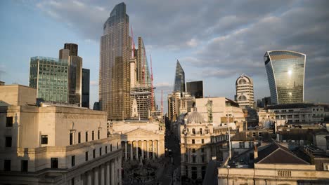 A-Busy-Day-Within-The-City-of-London-Underneath-22-Bishopsgate