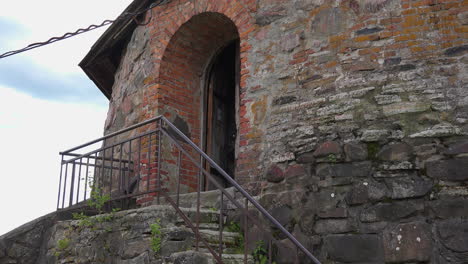 A-view-of-an-ancient-fortress-Museum-at-korela-in-Russia,-gate,-and-staircase