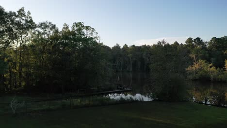 Sonnenaufgang-In-Saraland,-Alabama,-Entlang-Des-Bayou