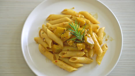 pumpkin-penne-pasta-alfredo-sauce---vegan-and-vegetarian-food-style