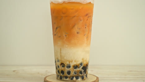 Thai-milk-tea-with-bubble-brown-sugar