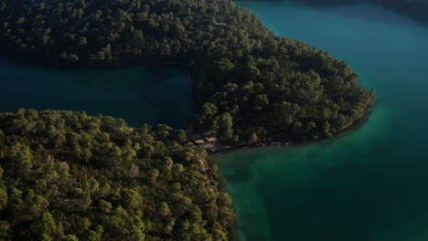 Beautiful-green-forest-island-of-the-Mljet-National-Park-in-Croatia--Aerial