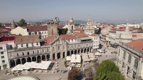 Republic-Square-in-sunny-day,-Braga-in-Portugal