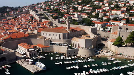 Aerial-View-Of-Boats-At-Old-Port-With-Old-Town-And-Dominican-Convent-In-Croatia