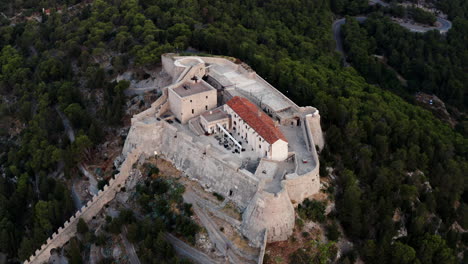 Aerial-View-Of-Spanish-Fortress-In-Hvar,-Croatia-At-Sunrise