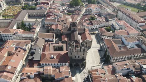 Facade-of-the-Cathedral-of-Braga