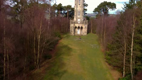 Brizlee-Tower,-Hulne-Park,-Northumberland.-Pedestal-shot