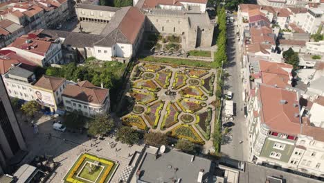 Aerial-panoramic-circling-view-of-famous-Santa-Barbara-garden-in-Braga,-Portugal