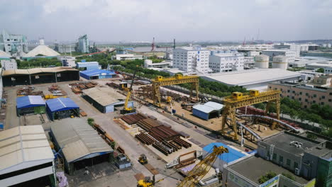 Industrieanlagen-Und-Stahlwerkstoffe-In-Einer-Produktionsstätte-In-China
