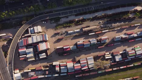 Container-Im-Hafen-Von-Buenos-Aires.-Luftbild-Von-Oben-Nach-Unten