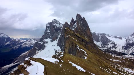 Aerial-footage-from-Seceda-in-the-Italian-Dolomites