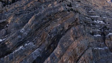 Schöne-Luftaufnahme-Von-Felsformationen-In-Den-Canyon-bergen-Von-Provo