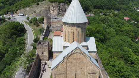 17TH-Century-church-Ananuri-Fortress-and-churches-with-its-carvings-on-the-walls
